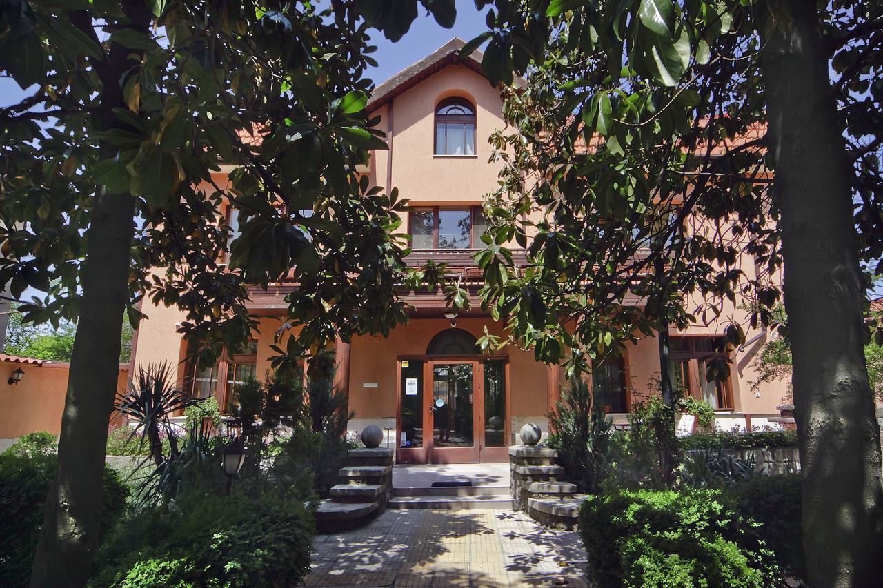 Hotel Anita House Perushtitsa Exterior foto