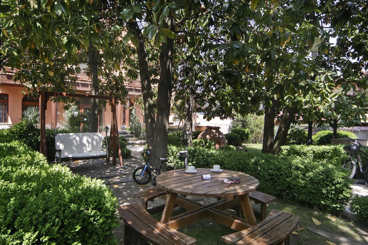 Hotel Anita House Perushtitsa Exterior foto